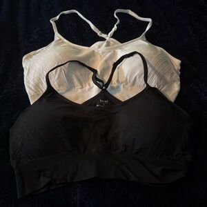 Black and White Sports  Bra Set